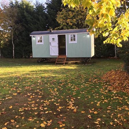Jasmine The Shepherd Hut Удхол Спа Екстериор снимка